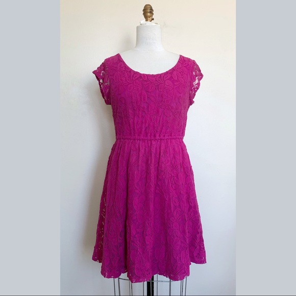 Vivid Pink Floral Lace Dress - Picture 2 of 5